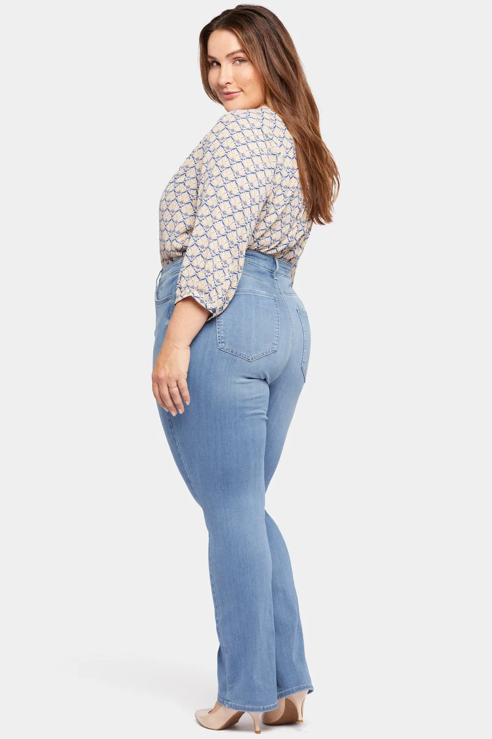 Slim Bootcut Jeans In Plus Size - Lovesick