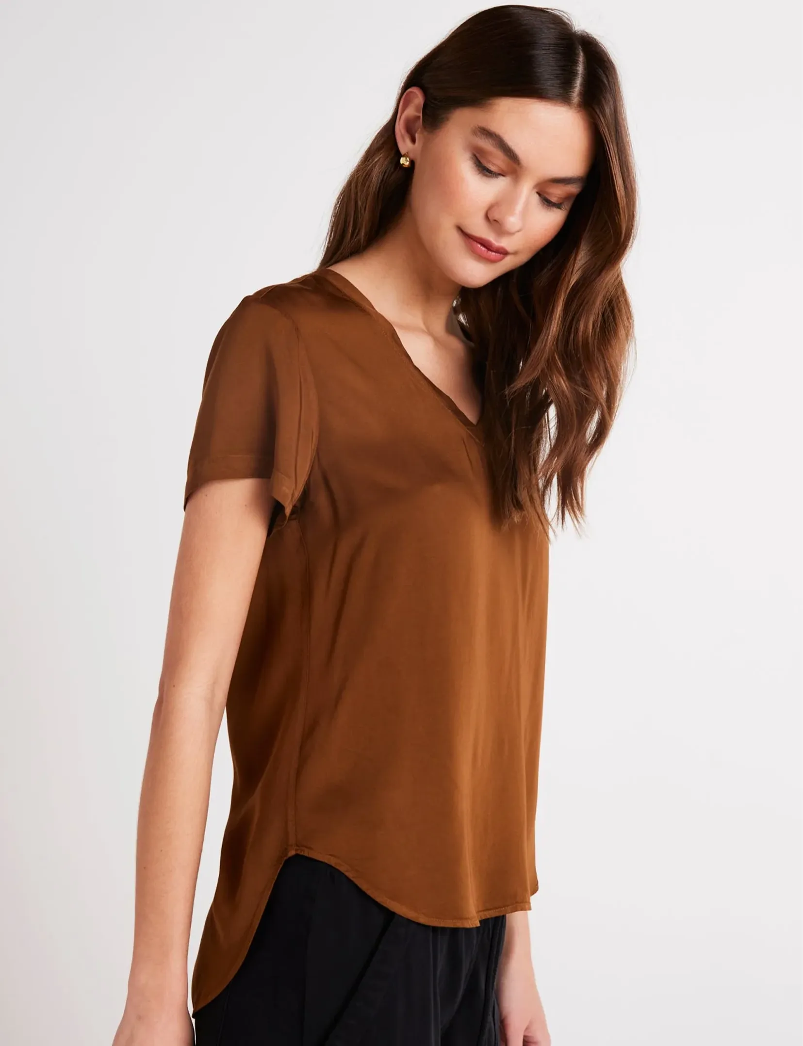 V-Neck Tee, Twilight Gold